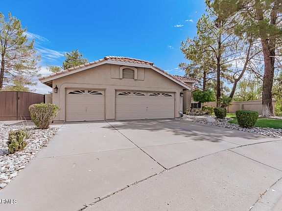 3rd image of 9749 S GRANDVIEW Drive