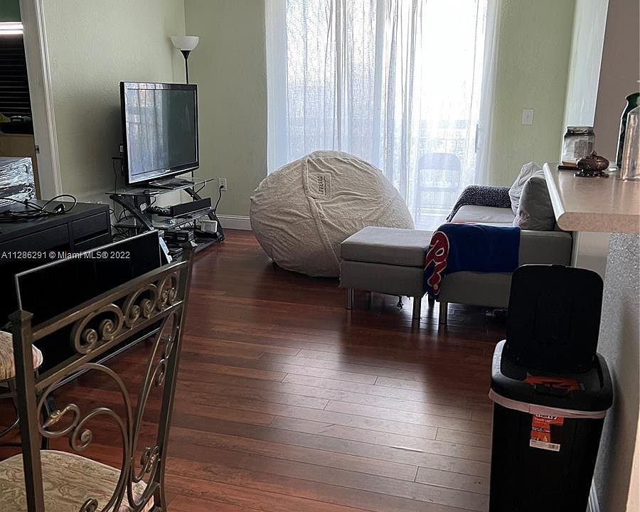 1st image of 816 NW 11th St APT 1002