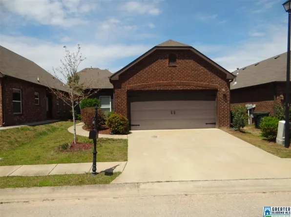 6546 Southern Trace Dr, Leeds, AL 35094