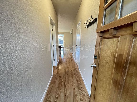 4th image of 14815 SE Rupert Dr