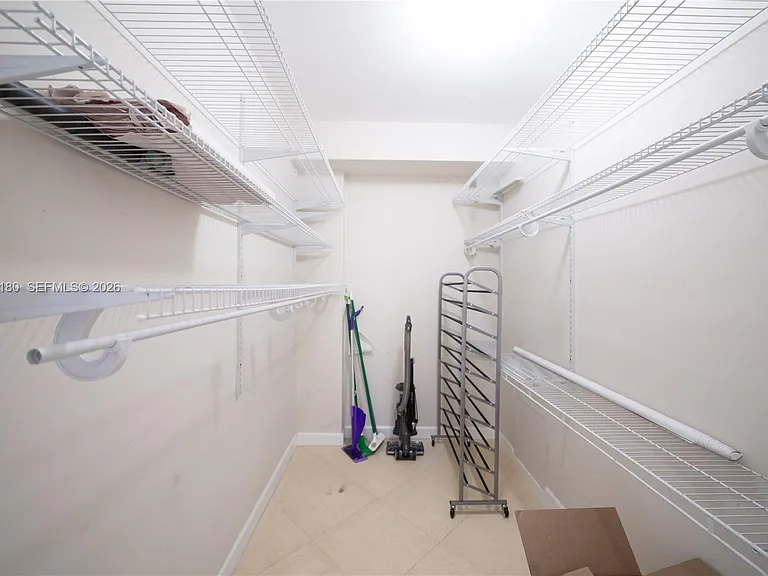 20000 Country Club Dr #1001 — Photo 17
