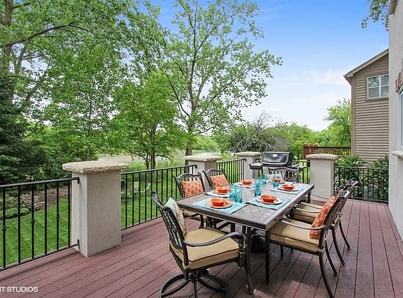 3rd image of 268 Thorne Grove Dr