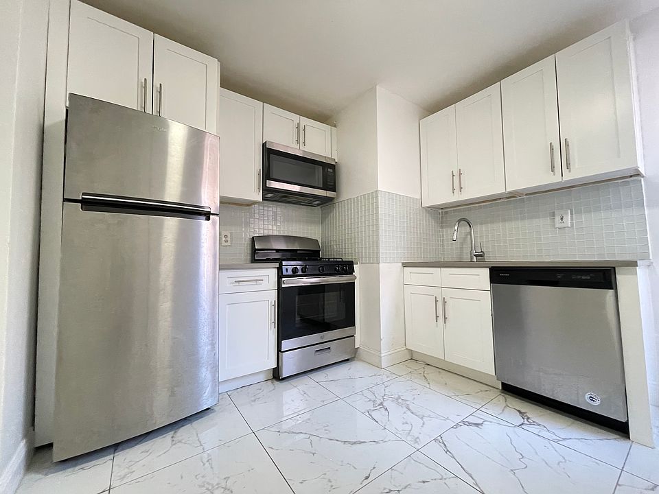 1st image of 11-13 Gifford Ave #46E