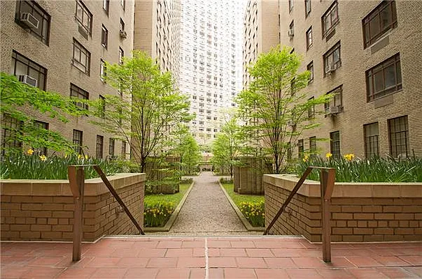 Rented by Michel Madie Real Estate Services | media 22