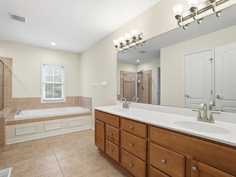 7822 Remington Rd — Photo 20