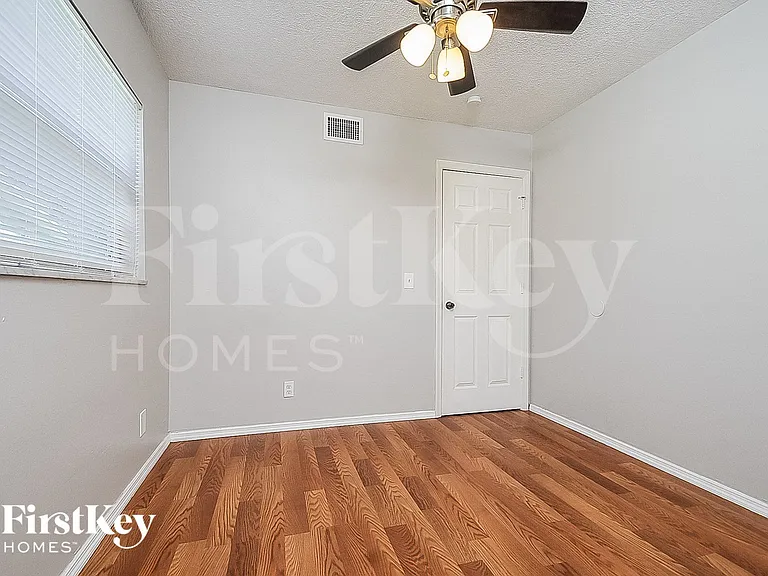 4402 S Lanier Dr — Photo 13