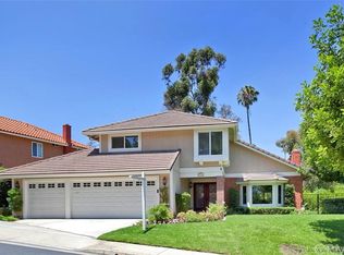 1065 Castlerock Ln, Santa Ana, CA 92705