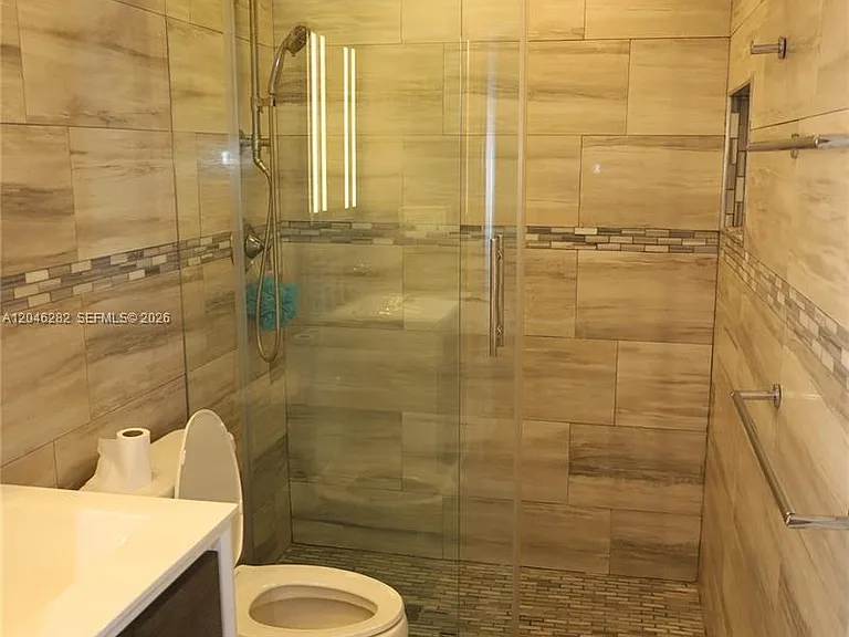 340 Conniston Rd #340 — Photo 11