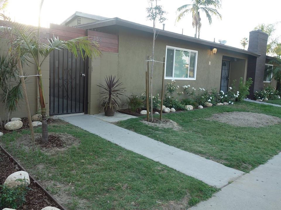 Completely Renovated Townhouse