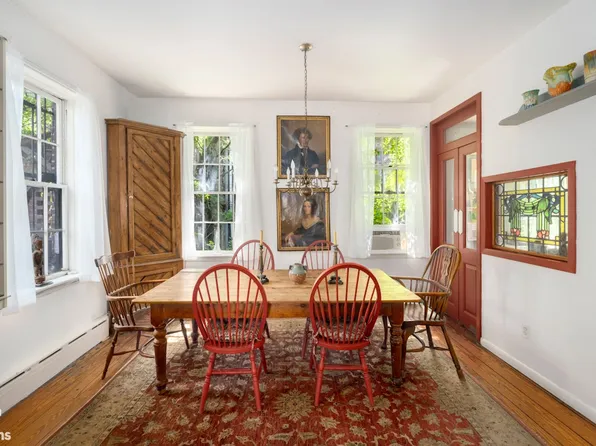 420 West 46th Street image 5 of 9