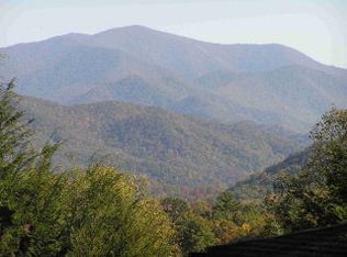 878 Fontana Hts, Fontana Dam, NC 28733