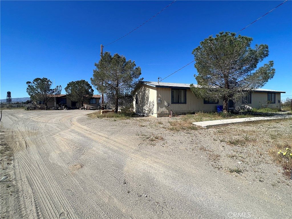 4195 Nyack Rd, Phelan, CA 92371 Zillow
