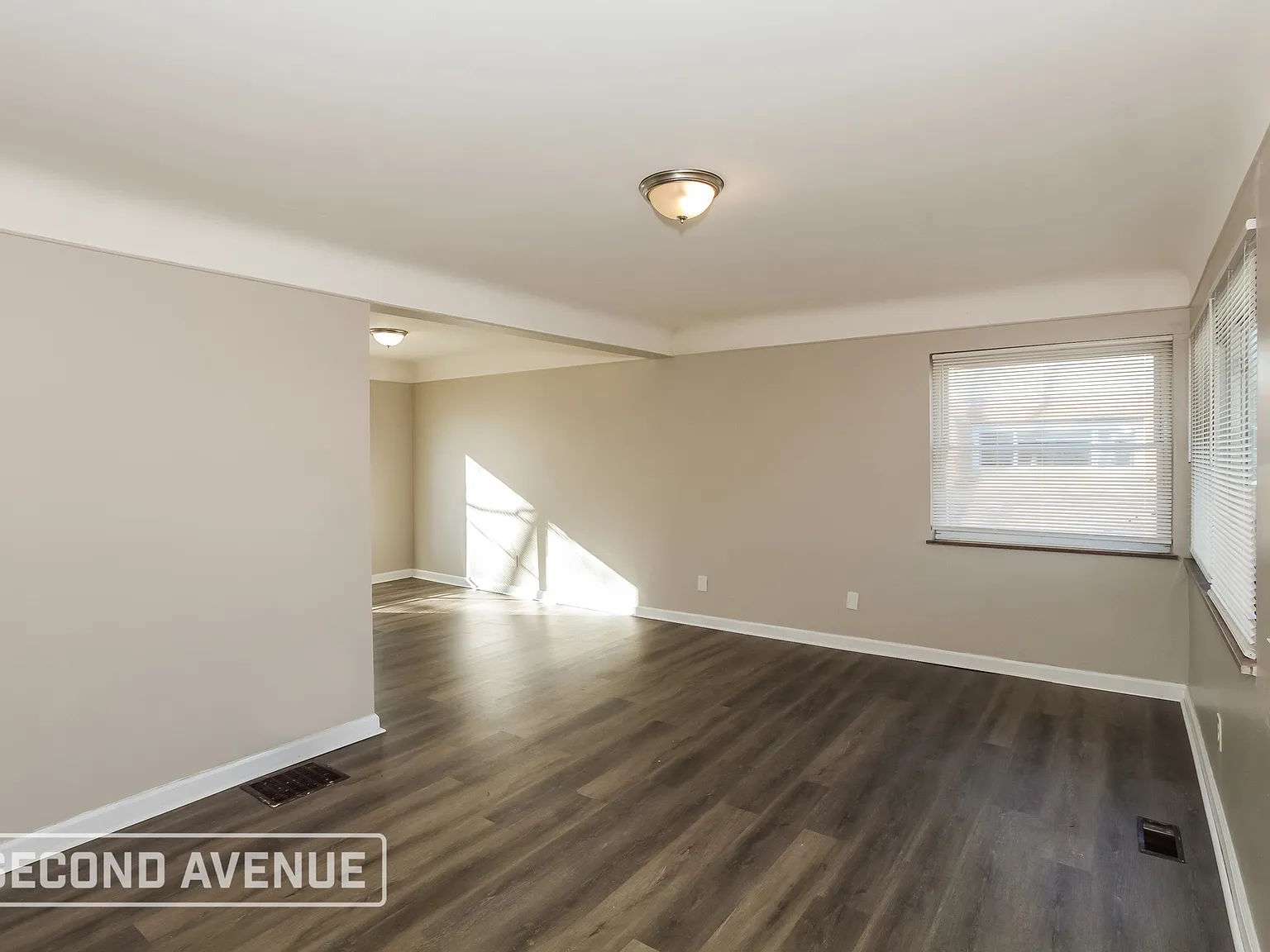 4 bed, 2.0 bath, 1570 sqft, $1,695 — Photo 4
