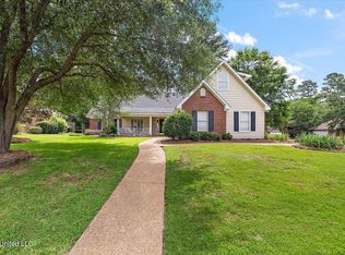 636 Muirwood Cir, Ridgeland, MS 39157