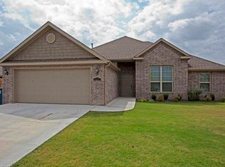 739 Amethyst Ave, Springdale, AR 72764