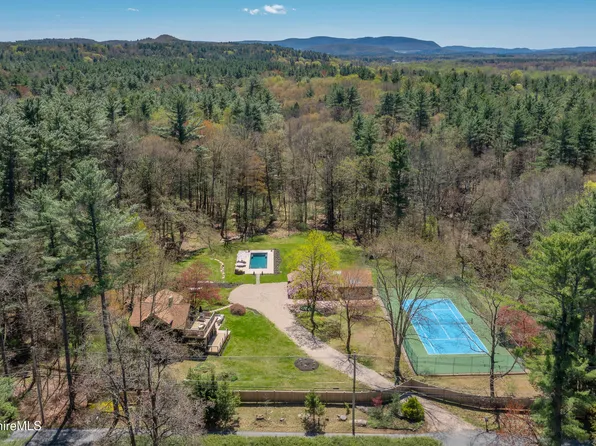 246 County Rd, Sheffield, MA 01257