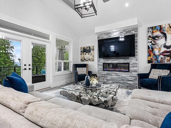 3rd image of 8295 Nixon Rd #34