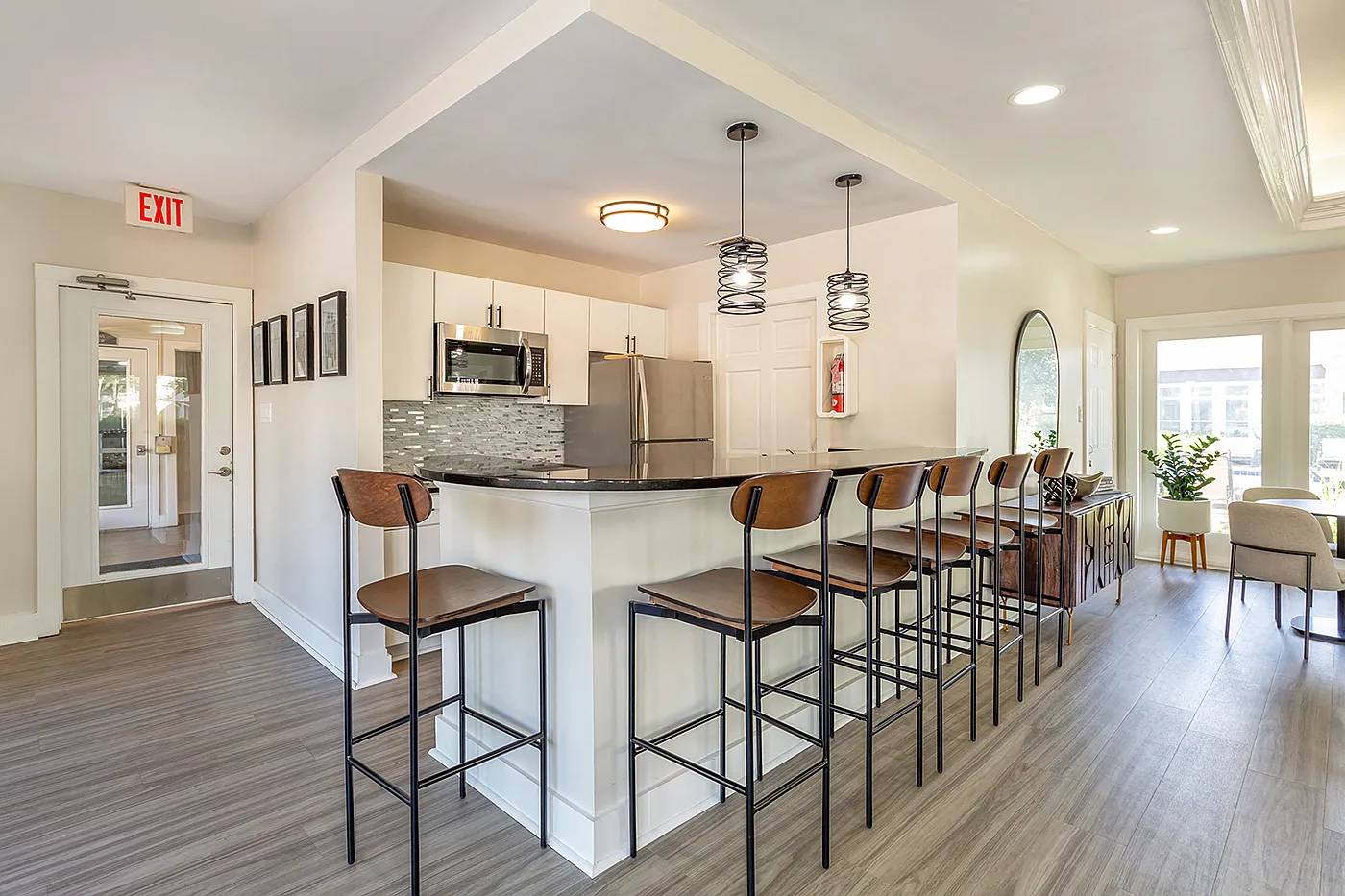 The Courts at Fair Oaks Apartments — Photo 3