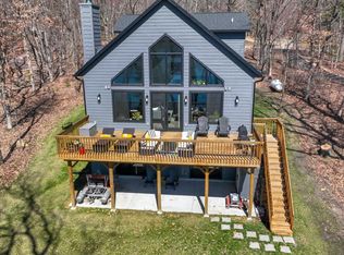 3134 2nd Ct, Oxford, WI 53952