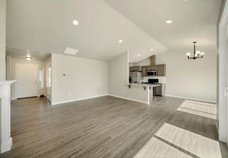 17014 E Knox Ln #1 — Photo 4
