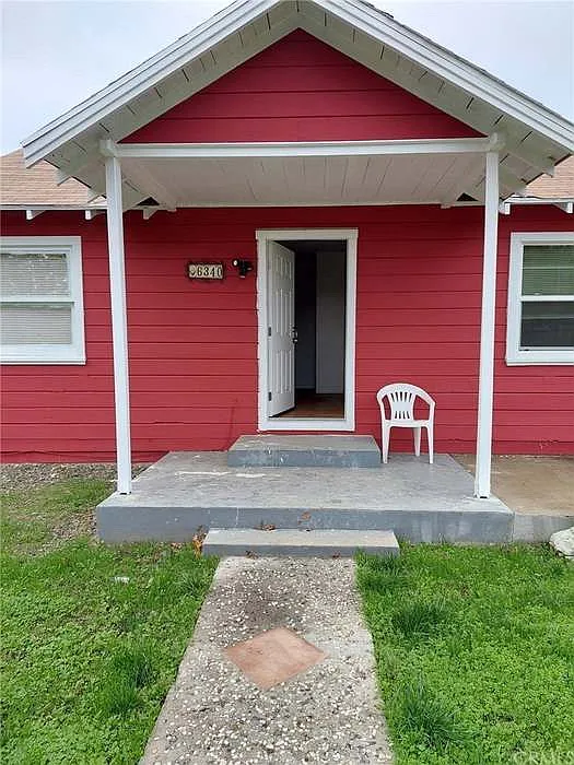 2 bed, 500 sqft, $2,500 — Photo 1