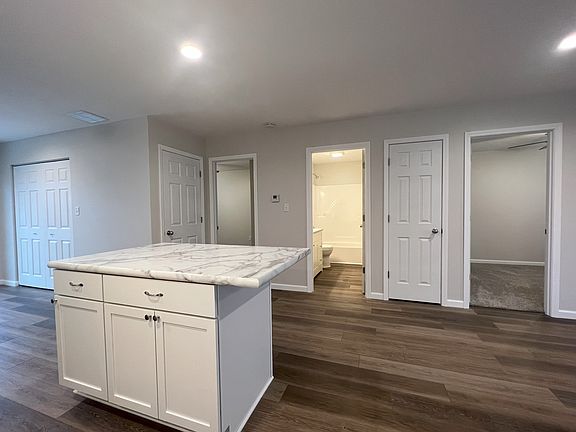 3rd image of 239 E Foulke Ave #239