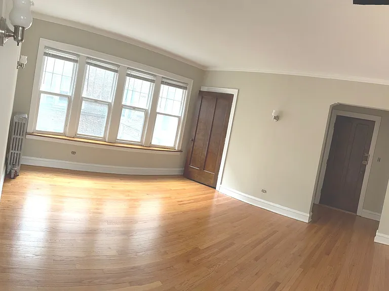 3908 N Central Ave #1D — Photo 2
