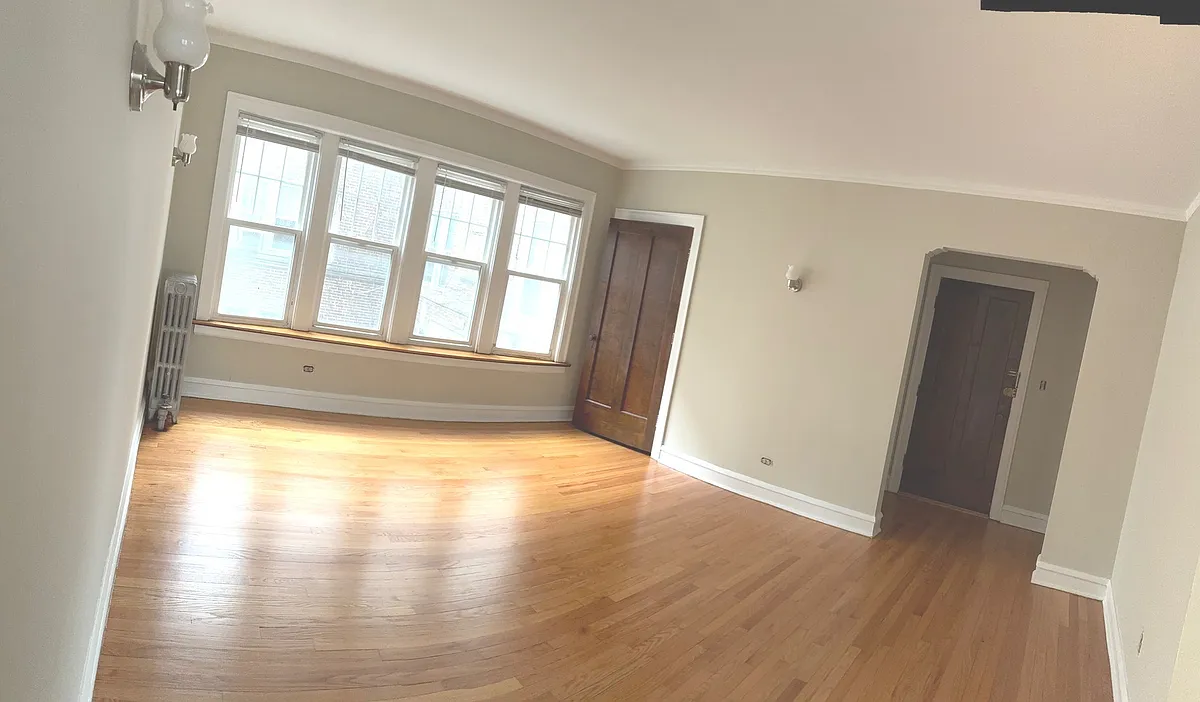 Building Photo - 3908 N Central Ave #1D