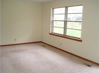 212 Alpine Dr, Rossville, GA 30741