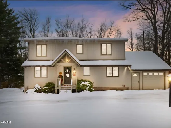 113 Indian Dr, Greentown, PA 18426