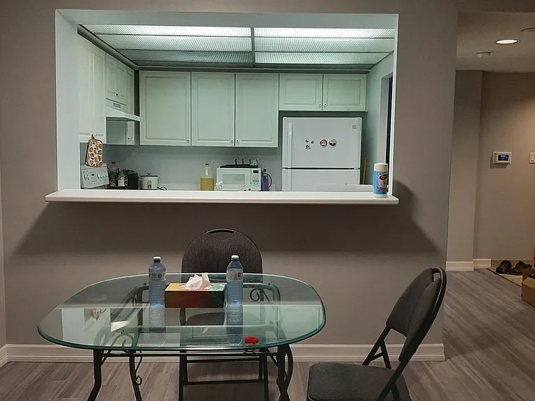 28 Hollywood Ave #607 — Photo 5