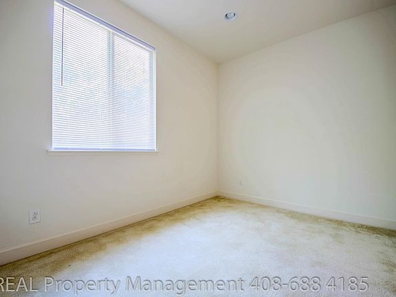 4th image of 17370 Shelton Way