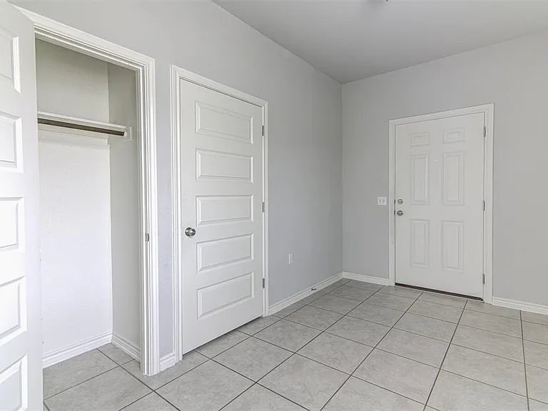 1311 Hazelton Cv — Photo 11