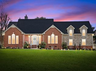 740 Dixie Bee Rd, Clarksville, TN 37043