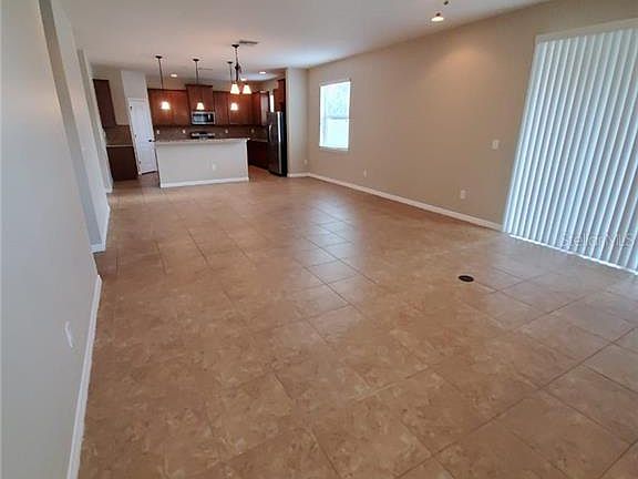4th image of 12308 Fairlawn Dr