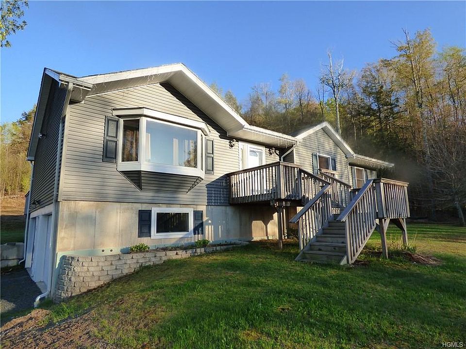 2nd image of 354 Wade Rd