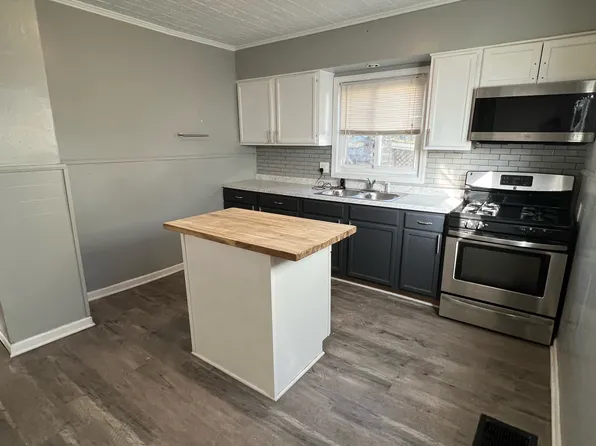 126 Barton St, Rochester, NY 14611