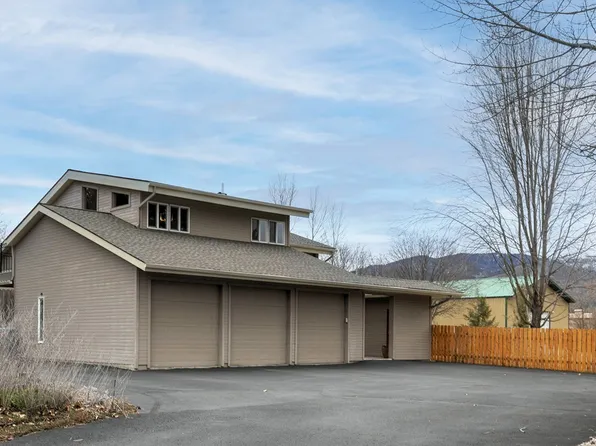 1679 Pokey Ln, Missoula, MT 59804