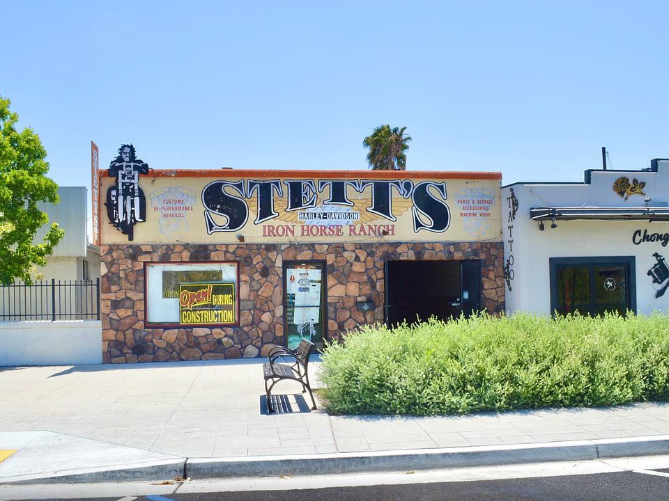 2nd image of 453 El Cajon Blvd