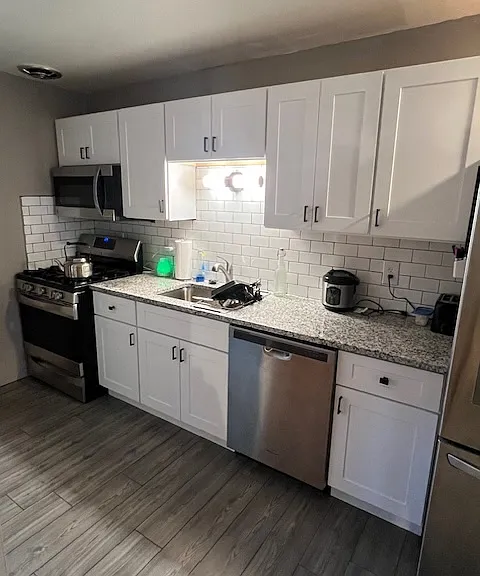1717 Summit St #2D — Photo 1