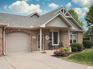 1013 Arbor Dr, Moline, IL 61265