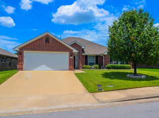 5846 Thompson Pl, Tyler, TX 75707