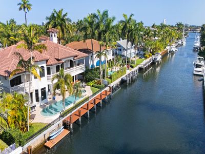 441 Royal Plaza Drive, Fort Lauderdale, FL, 33301