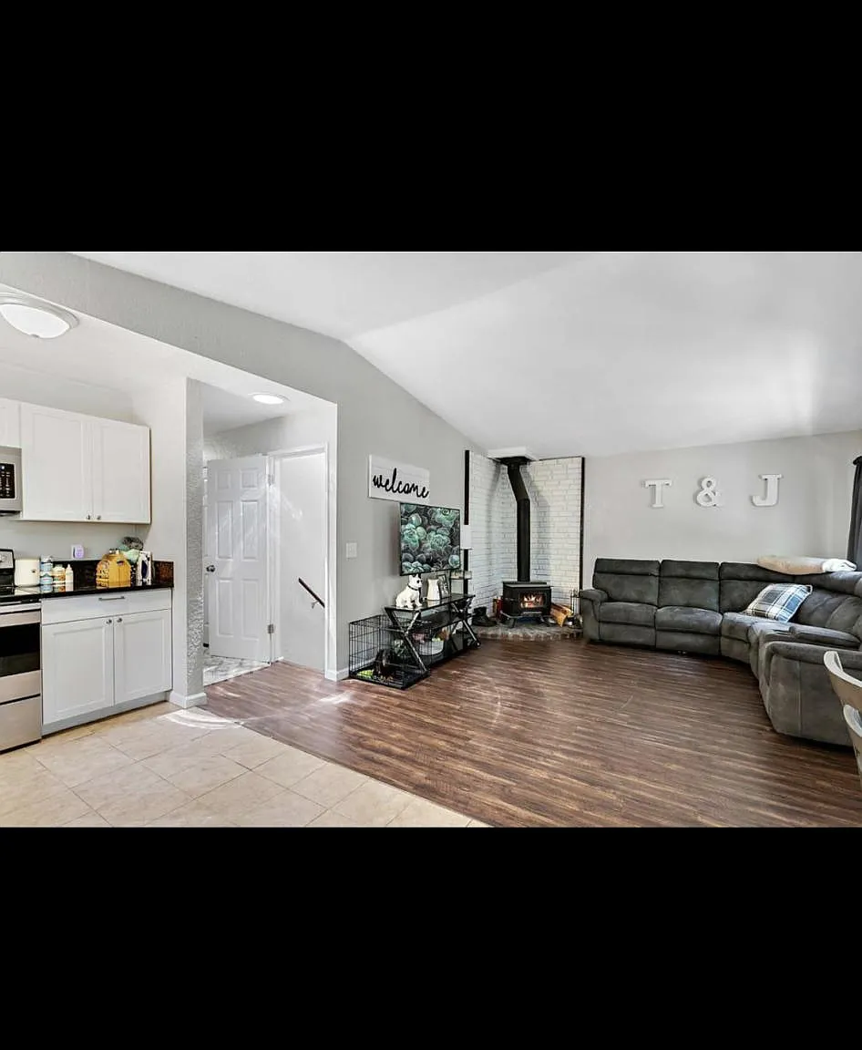 7007 Upper Homestead Way — Photo 1