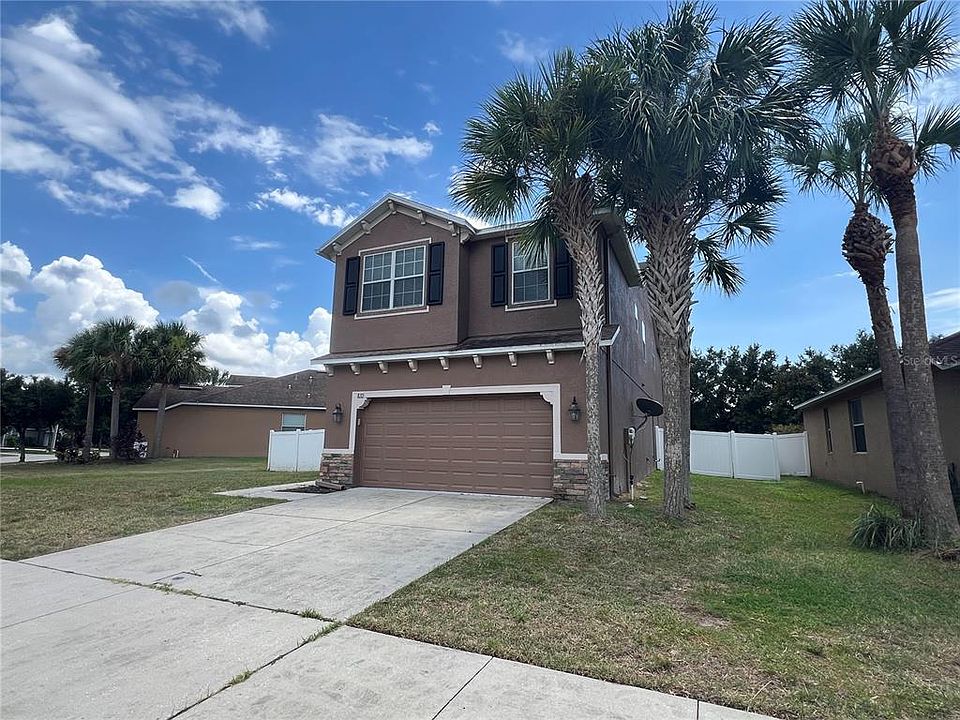 1st image of 8315 Deerland Bluff Ln #8315