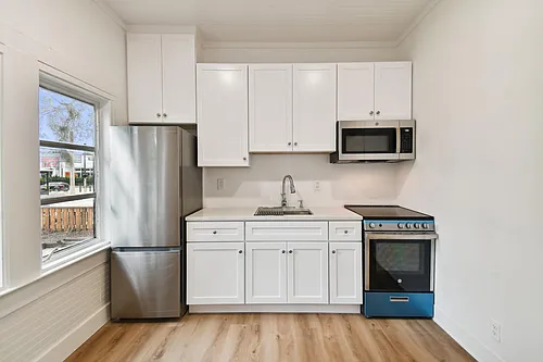 215 S Howard Ave #E Photo 1