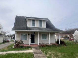 1236 Glenwood St, Milton, WV 25541