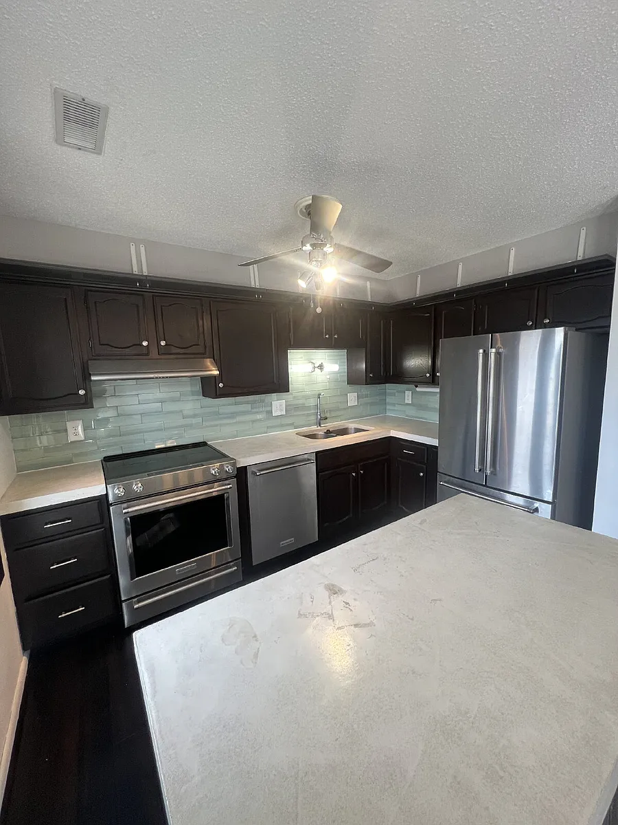 Building Photo - 9309 Sandler Dr #5