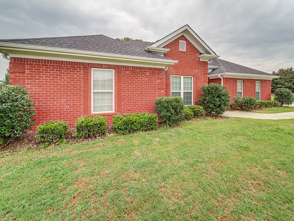1st image of 3101 Jackson Creek Dr