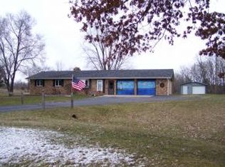 N4492 E Ware Rd, Waupaca, WI 54981